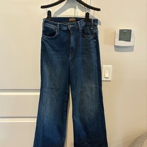 Mother jeans size 29, very good condition barely worn, wide leg